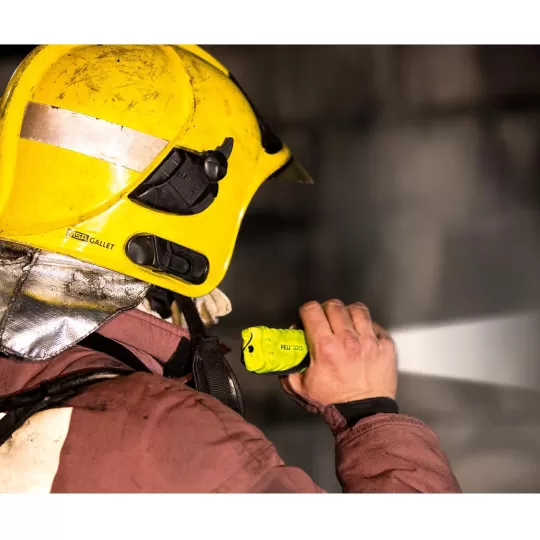 Peli 3315Z0 ATEX Zone 0 LED Flashlight - 138 Lumens IP67 Rated