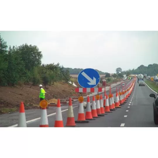 PARK-DH-PE-3 Traffic Cone 100cm - Heavy Duty Rubber Base (4kg)