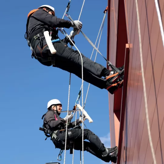 Delta Plus GRANITE PEAK Safety Helmet - For Work at Height & Electrical Insulation